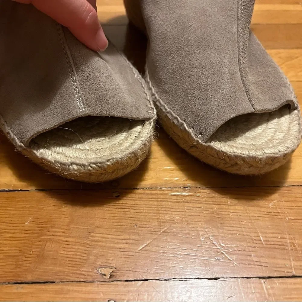 Kanna suede wedge espadrille sandals taupe grey beige double ankle buckle 9.5 41